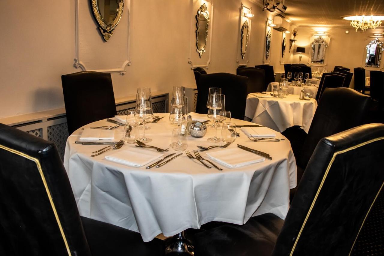 The Lord Bute Hotel ไฮคลิฟฟ์ ภายนอก รูปภาพ