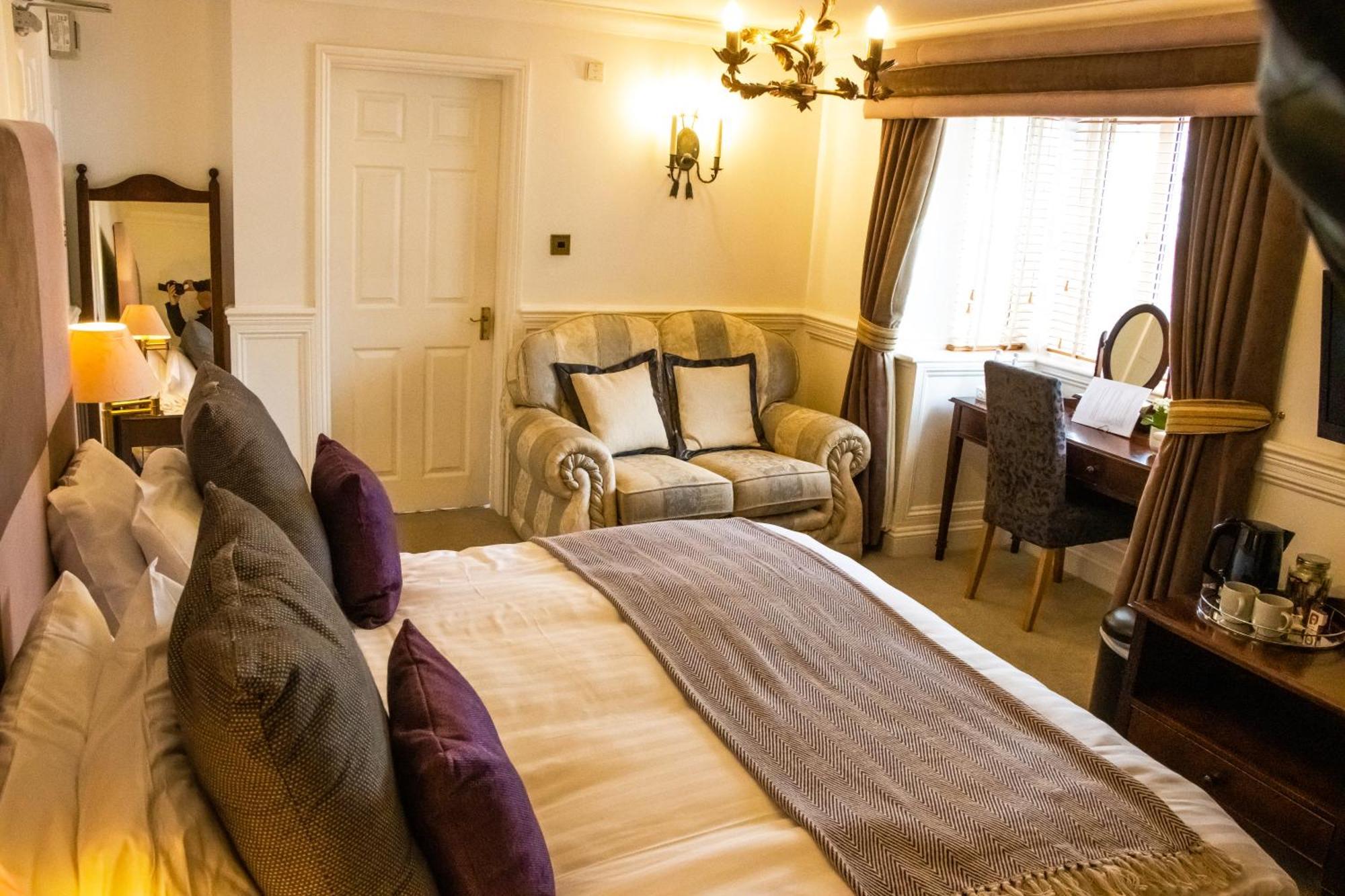 The Lord Bute Hotel ไฮคลิฟฟ์ ภายนอก รูปภาพ
